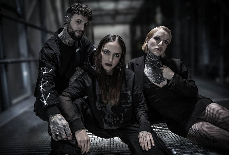 Okryj się ciemnością