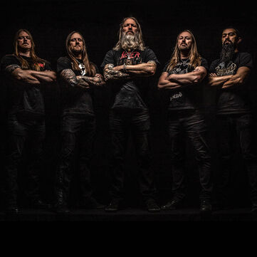 Amon Amarth łączy epickie melodie z porywającymi opowieściami z nordyckich legend!Wejdź głębiej w ich świat.Zdobądź ekskluzywny merch Amon Amarth już dziś!